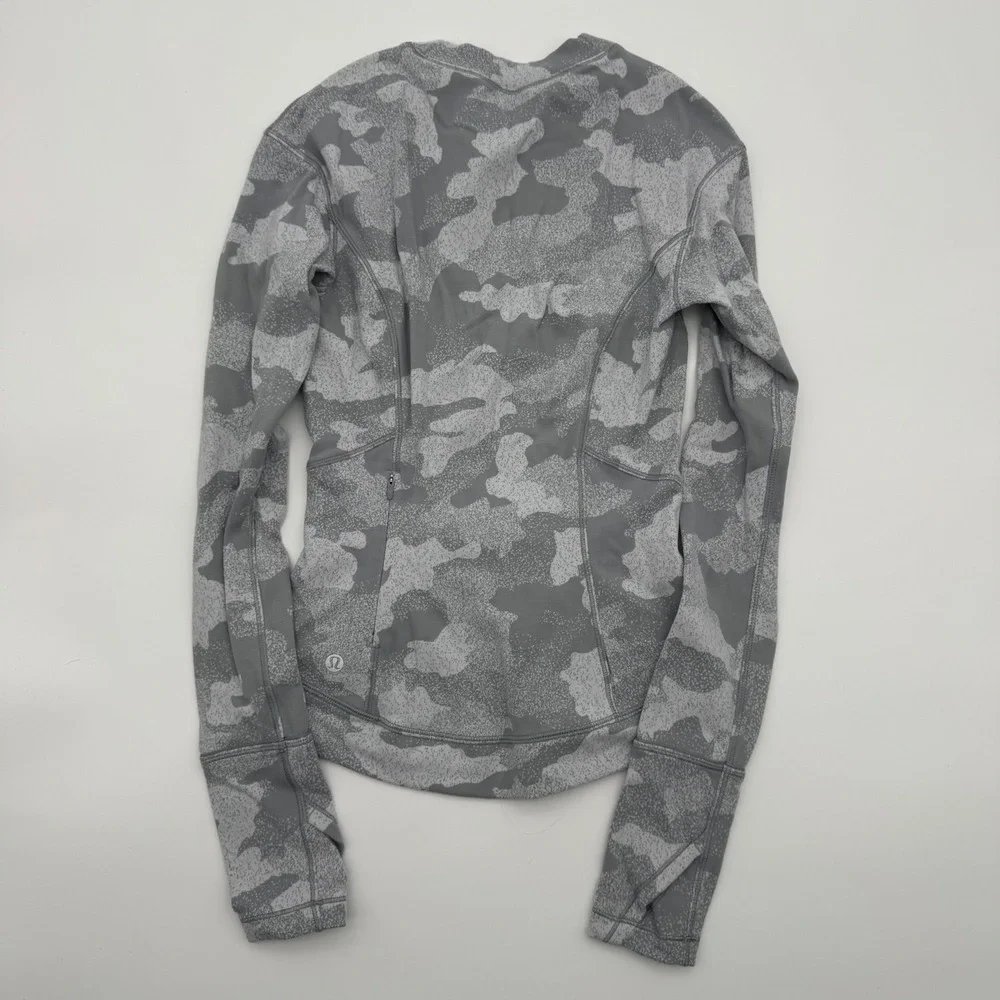 Lululemon Close To Crossing Size 0 Speckle Gray Camo‎